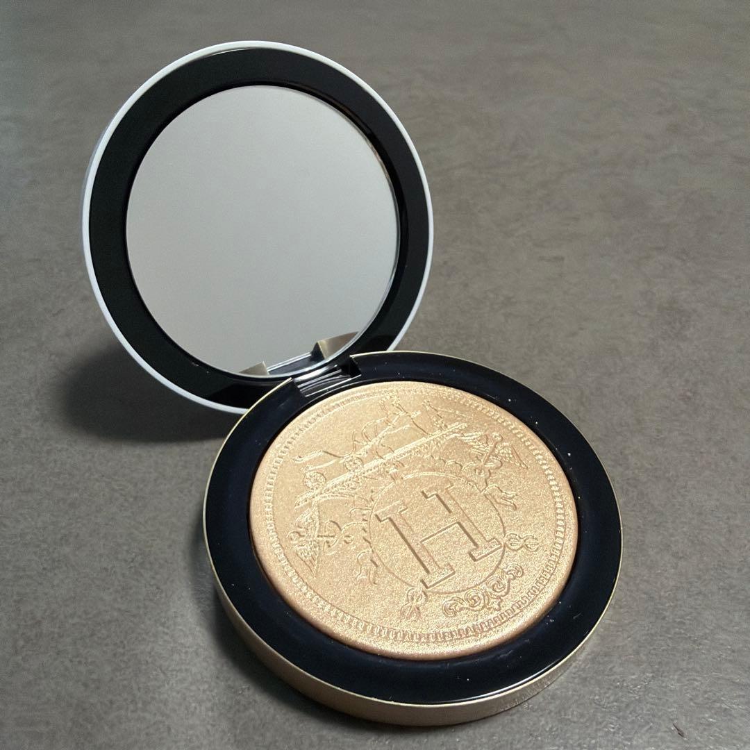 エルメス　フェイスパウダー　プードル　オルフェーブル　01 パーマプラス