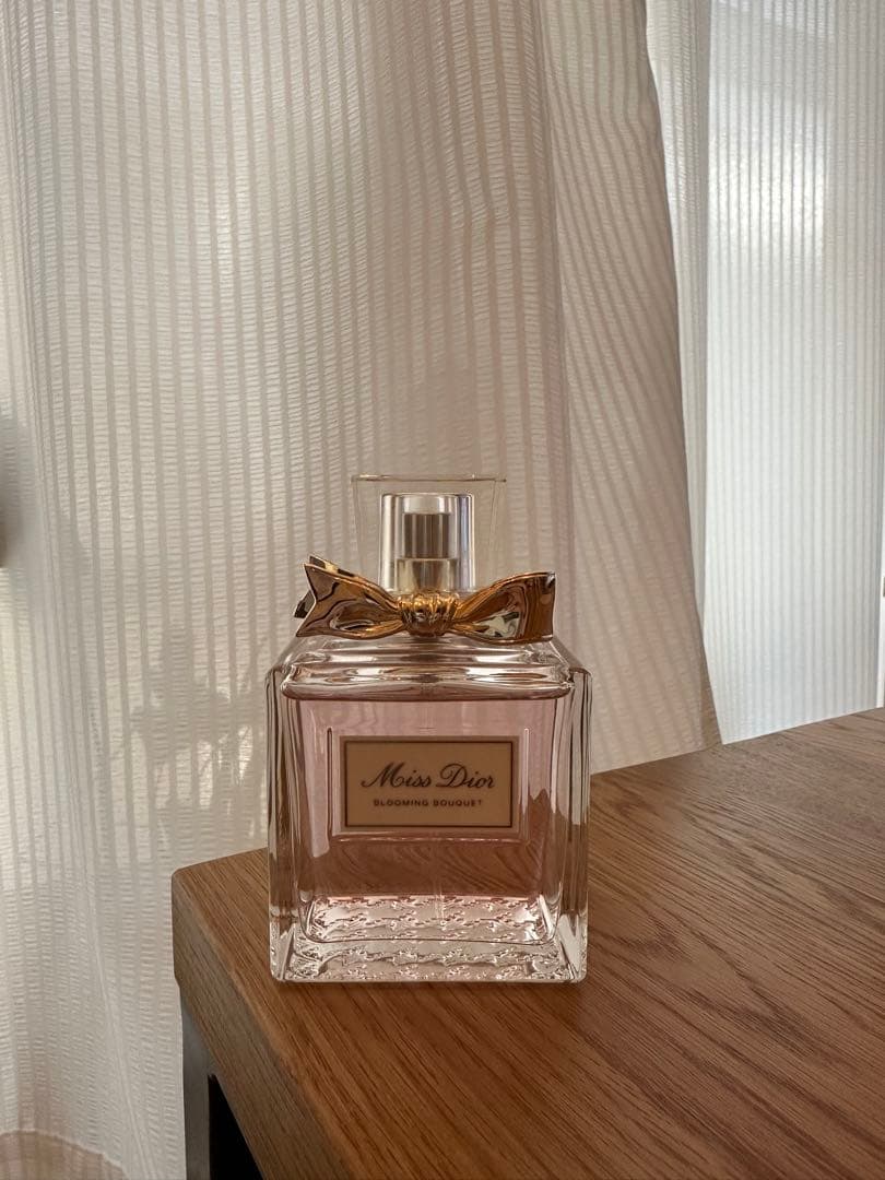 ミスディオール　ブルーミングブーケ100ml