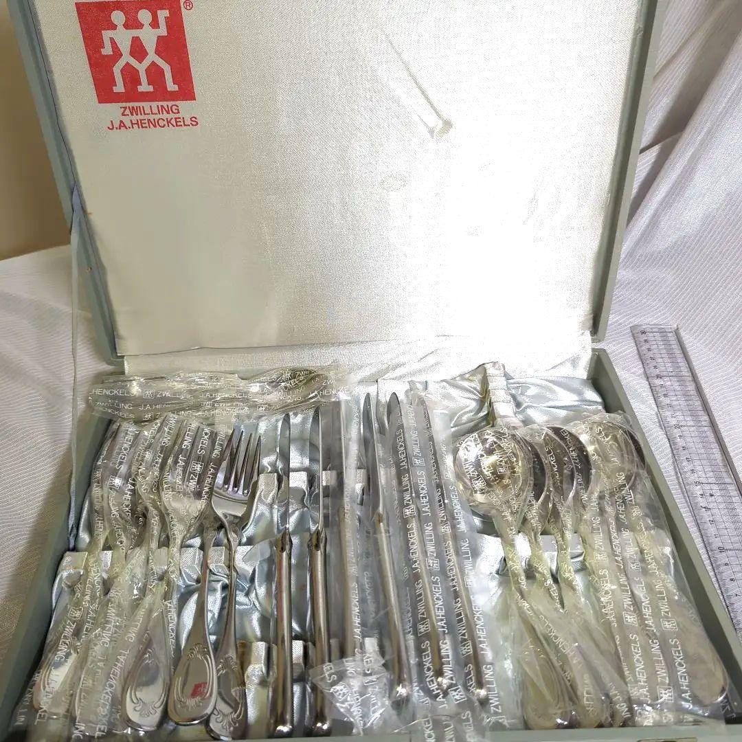 ZWILLING J.A. HENCKELS カトラリーセット