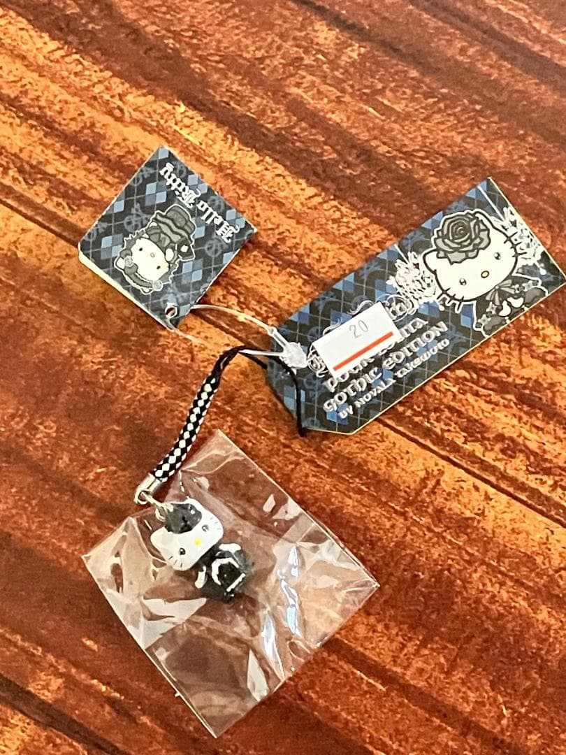 ☆嶽本野ばら コラボ ゴスロリ キティ 限定ストラップ 未開封☆