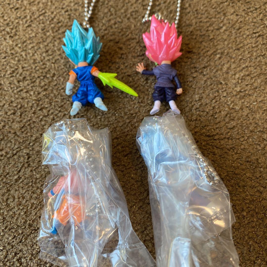 ドラゴンボール UDM キーホルダー 4種セット - メルカリ