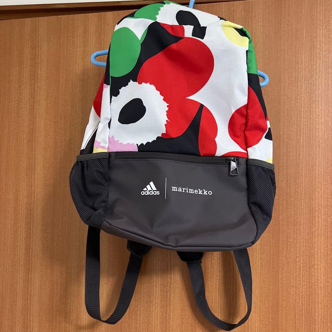 adidas marimekko コラボ リュック - メルカリ
