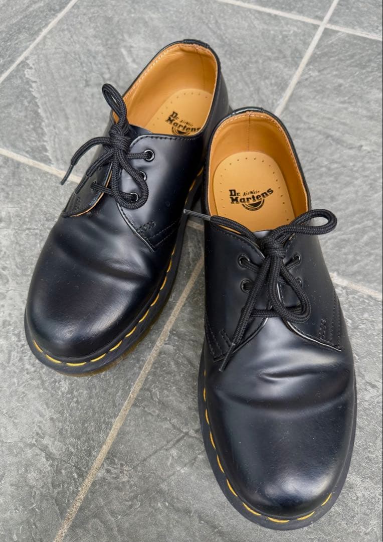 ☆値下げ　Dr. Martens ブラックレザー ローファー☆