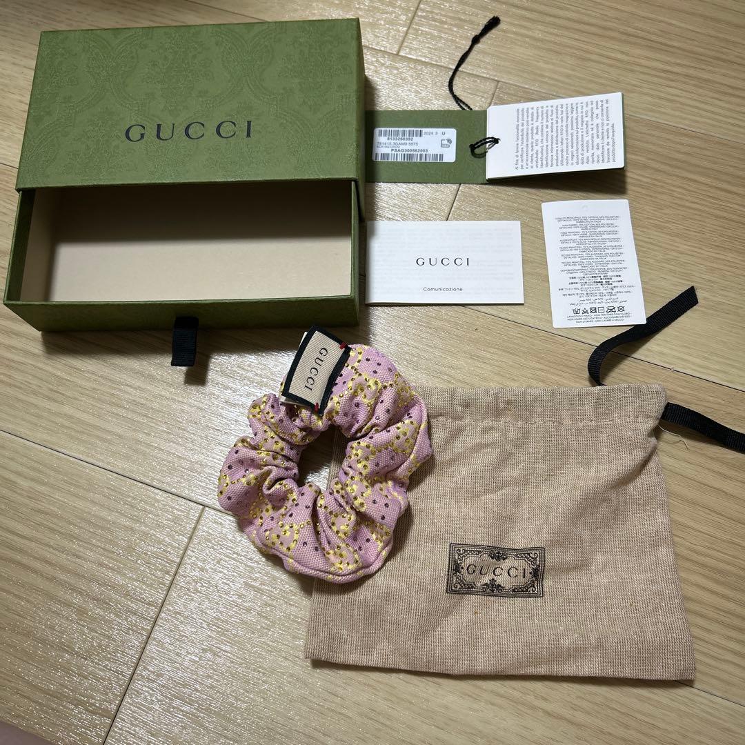 値下げ中！レシート有！グッチ GGキャンバス シュシュ ピンク