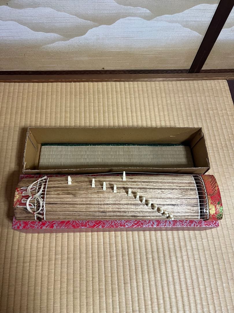 和楽器ミニ琴 箱畳付 Koto harp set