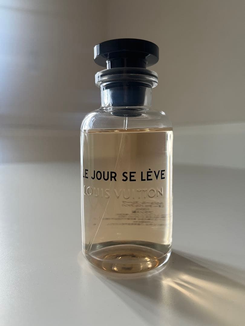 ルイヴィトン香水 ルジュール・スレーヴ/Le Jour Se Lève - メルカリ