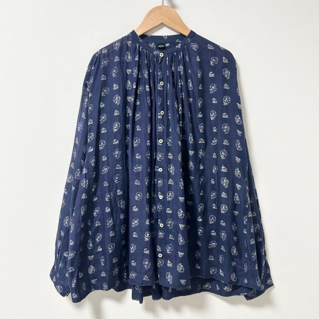 45R フェザーカディシルクの小紋ブラウス