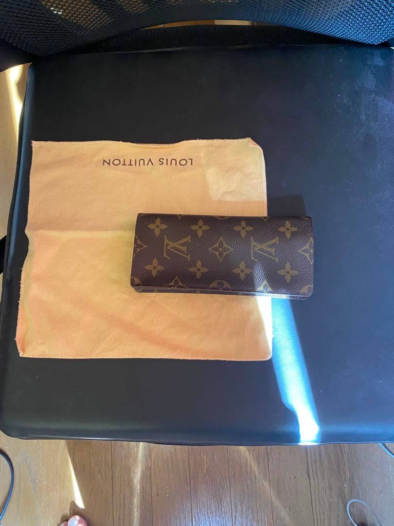 メガネ　サングラスケース　 ルイヴィトン