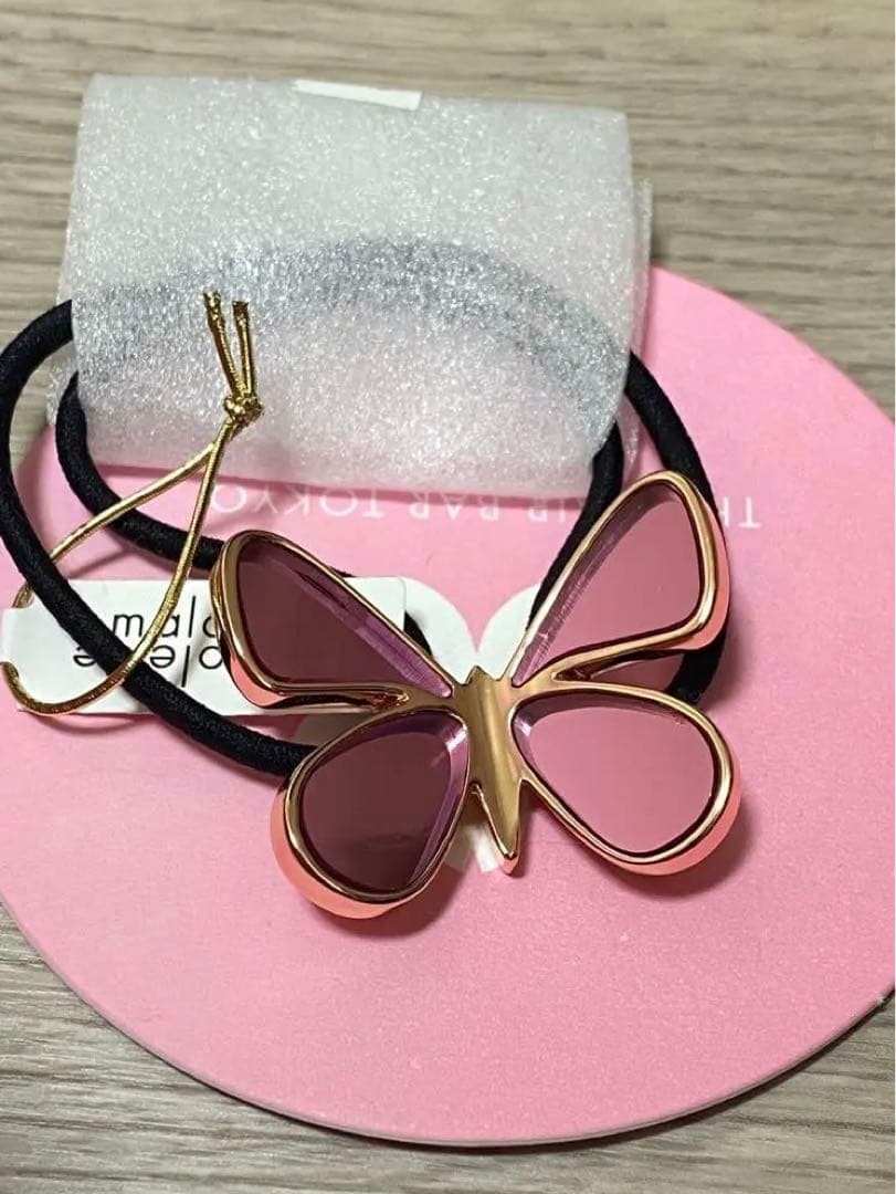 コレットマルーフ　リフレクション　バタフライ　ポニー　ピンク