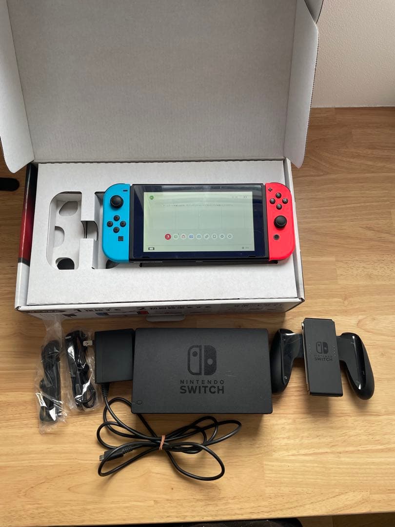 Nintendo Switch ネオンレッド/ネオンブルー 本体　ジャンク