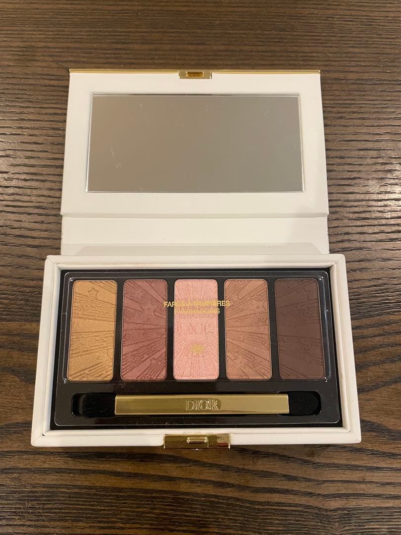 DIOR 限定アイシャドウパレット