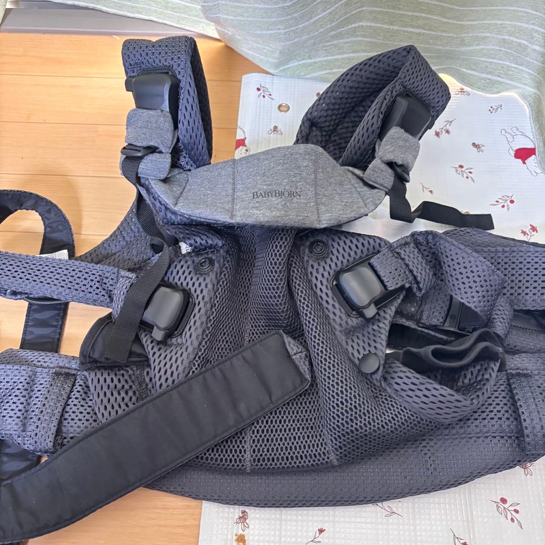 美品！ベビービョルン　ハーモニー　アンスラサイト　抱っこひも