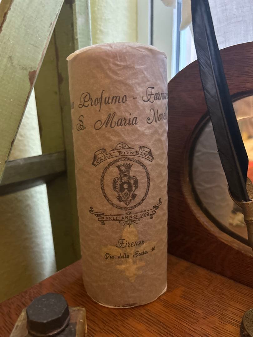 サンタマリアノヴェッラ　キャンドル　アイリス