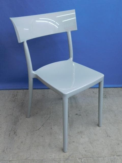 カルテル Kartell キャットウォーク Catwalk チェア 4.6万 キャットウォーク｜Kartell｜カルテルオフィシャルサイト｜イタリア製