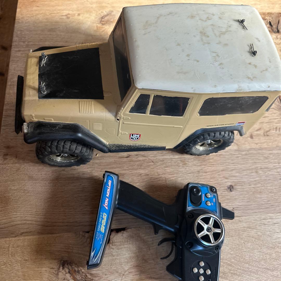 1/10RC トヨタ ランドクルーザー 40 ブラックスペシャル