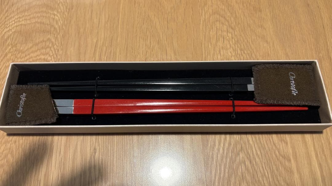 Christofle 木製箸セット 赤黒