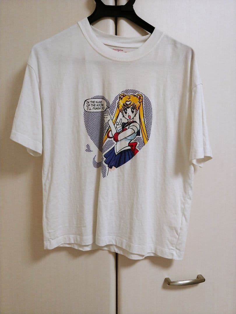 セーラームーン　Lサイズ　Tシャツ