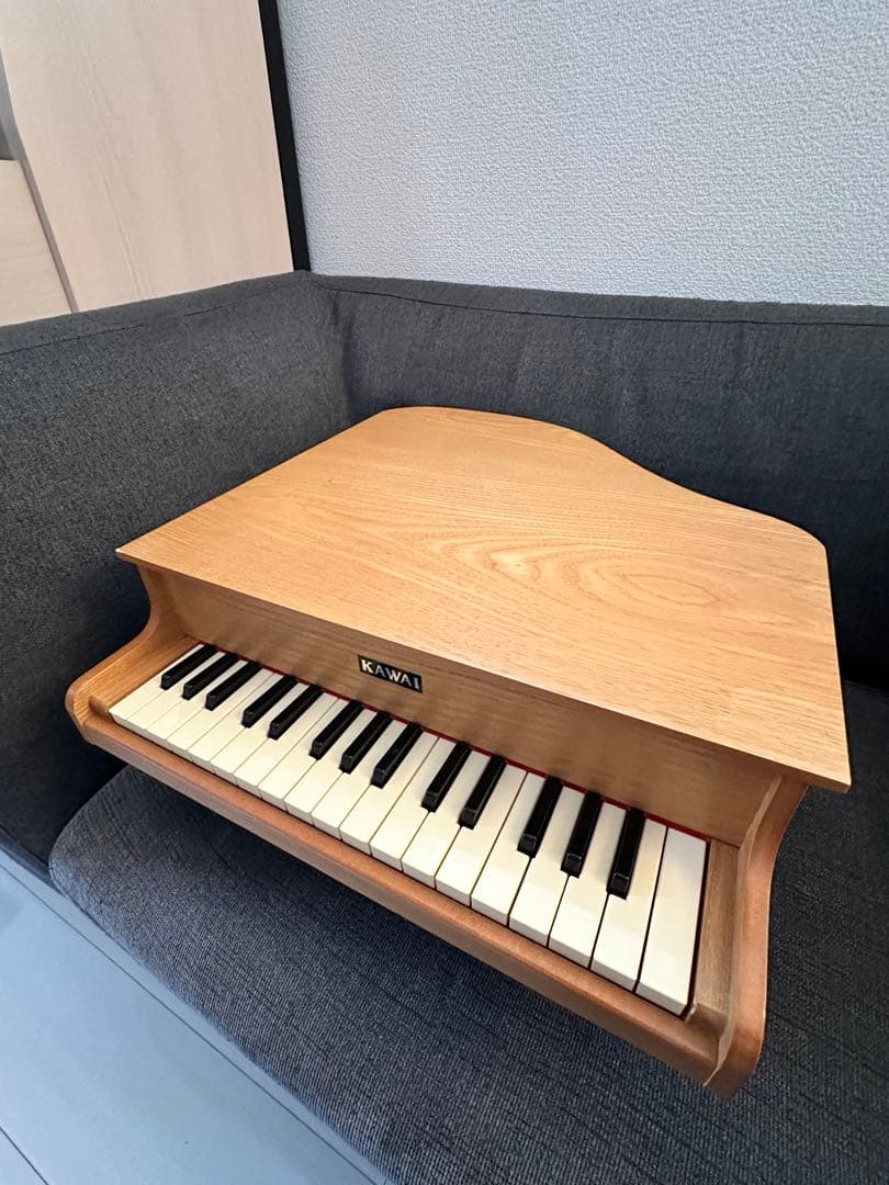 【美品】KAWAI ミニピアノ 32鍵 木製 楽器のおもちゃ カワイ ミニピアノ P-32 ナチュラル | 誕生日
