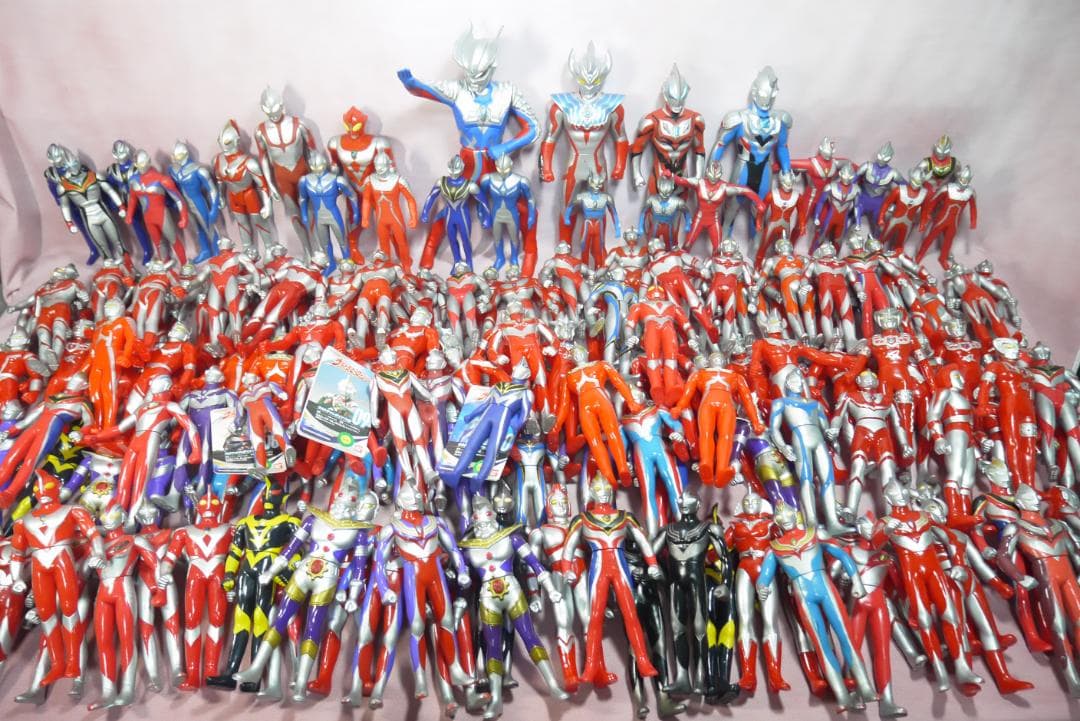 ウルトラヒーローシリーズ　ビッグサイズソフビ　など　175体