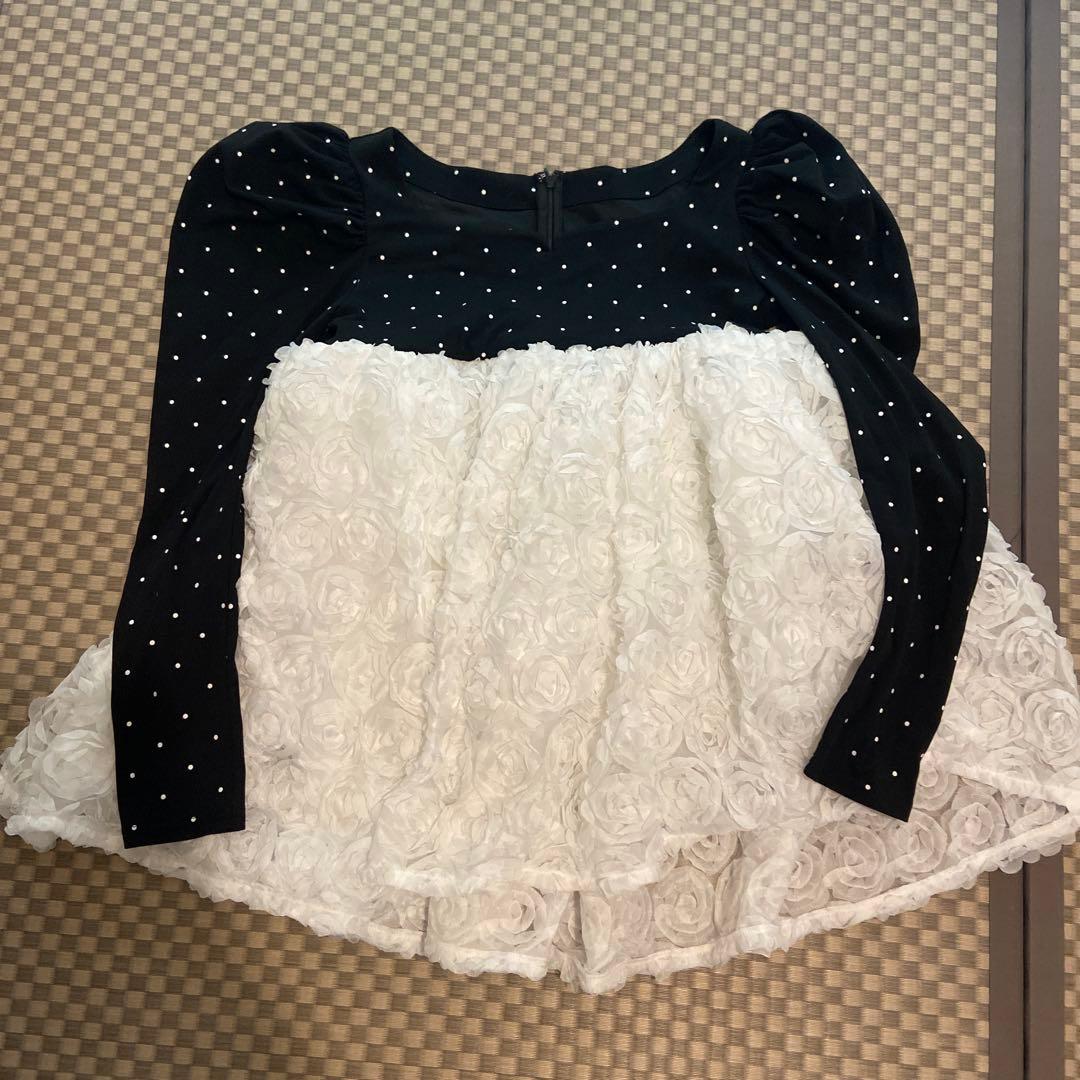 ACKA 3d rose puff tops 新品　ブラック