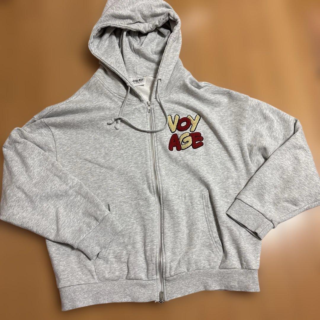 なにわ男子 VOYAGE パーカー - メルカリ