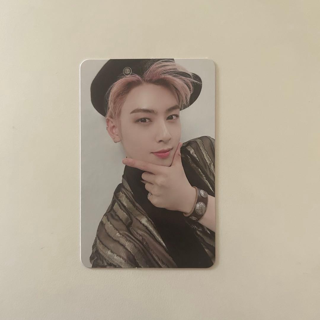 ウヌ トレカ Switch On - メルカリ