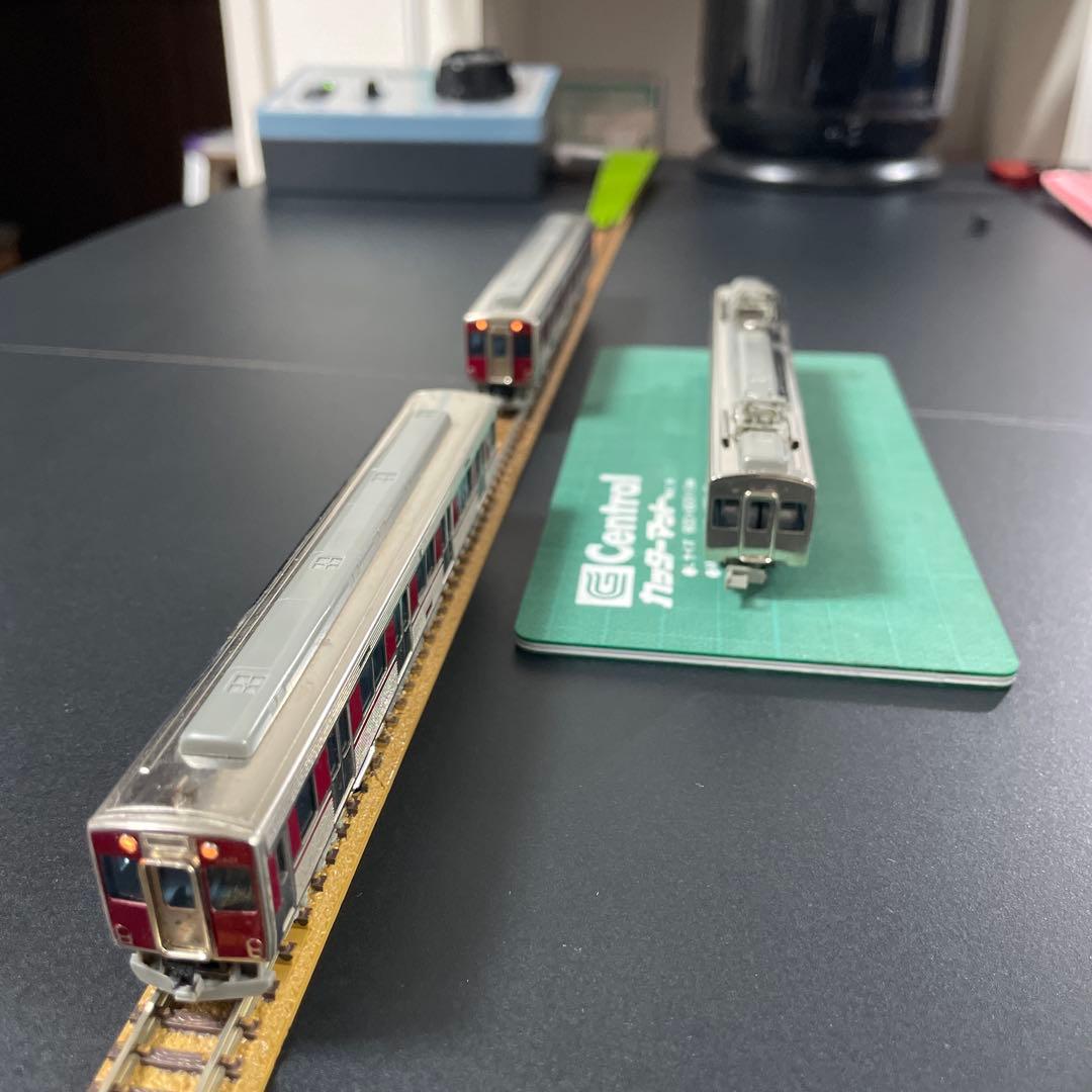 エンドウ 近鉄3000系ステンレスカ-3両ヘッドライト点灯[金属製美品