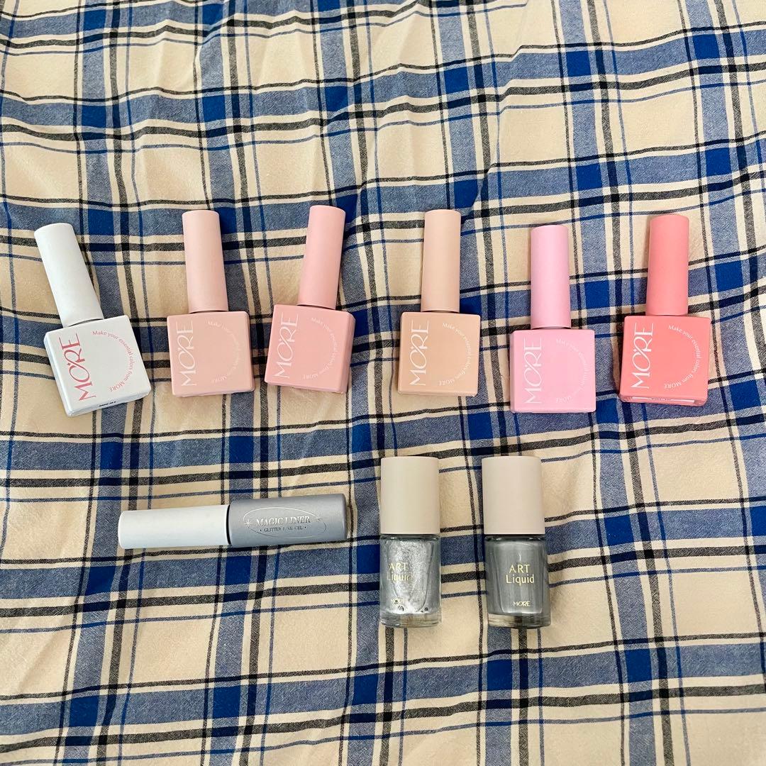 韓国　MORE ネイルカラーセット