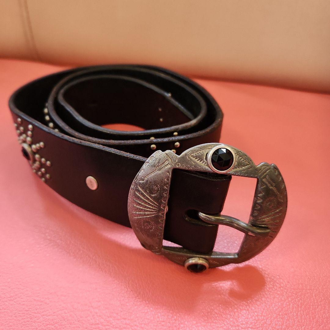 htc スタッズ黒レザーベルト