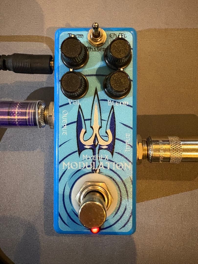 Mythfx Triton Modulation Pedal 美品 MythFX Triton Modulation」ミニサイズモジュレーションエフェクターを