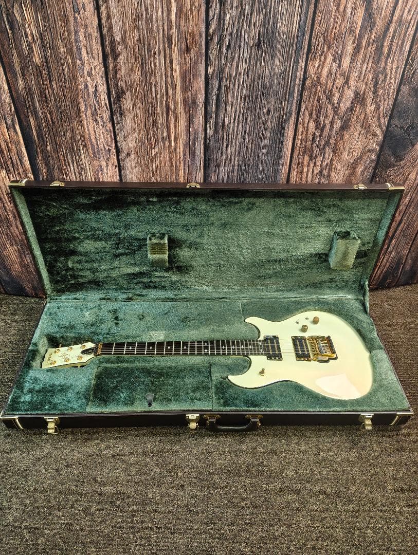 YAMAHA ヤマハ SFX-Ⅰ エレキギターハードケース付き YAMAHA ヤマハ SFX-Ⅰ エレキギターハードケース付き YAMAHA ヤマハ