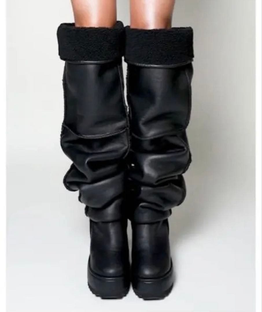 yelloロングブーツ