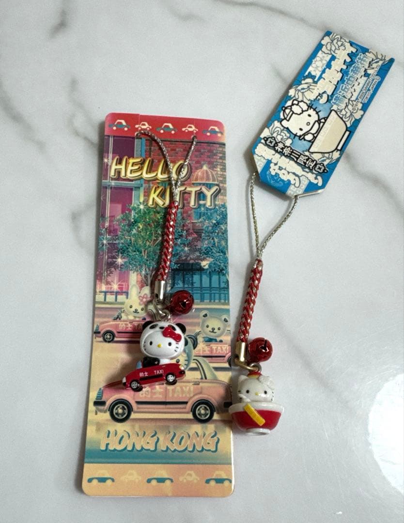 d*9様 ハローキティ 根付　ストラップ　タクシー　パンダ 香港　神奈川限定　キ