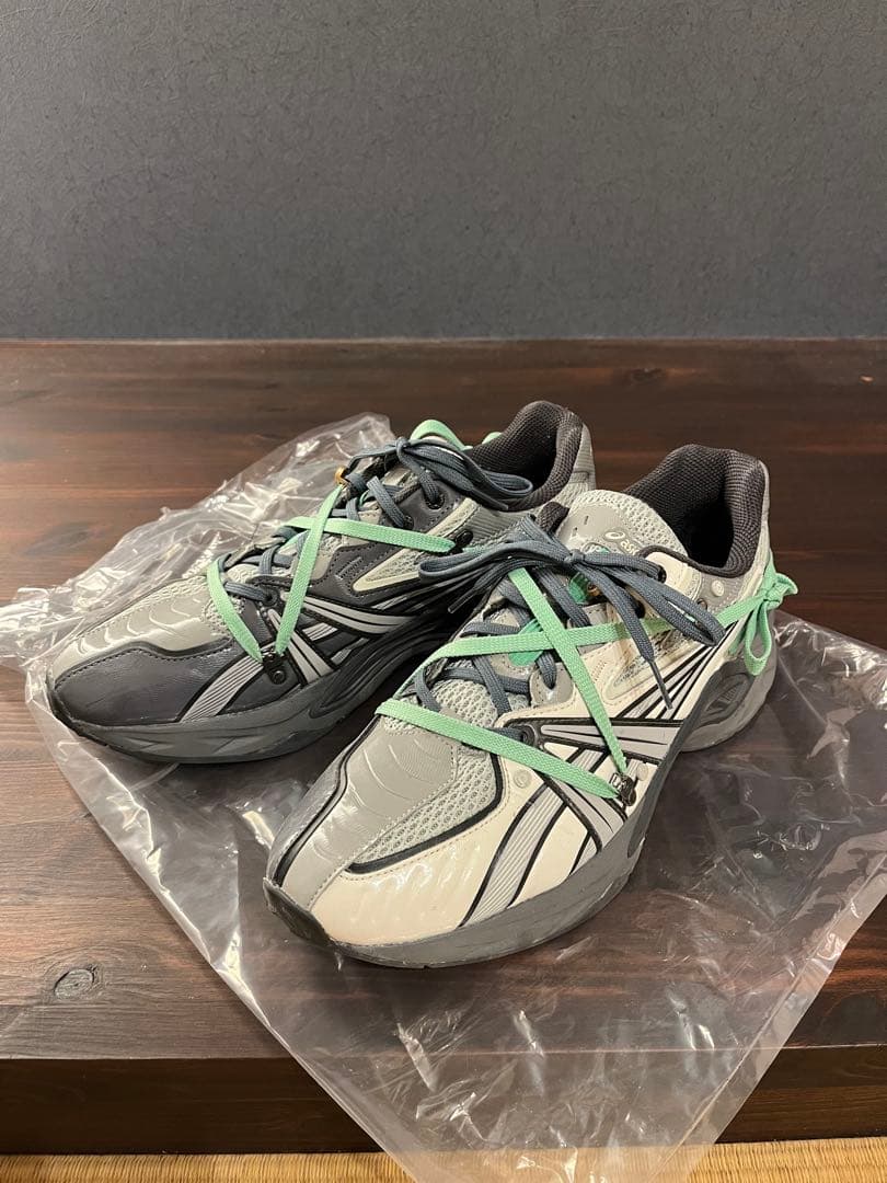 靴 asics protoblast andersson bell