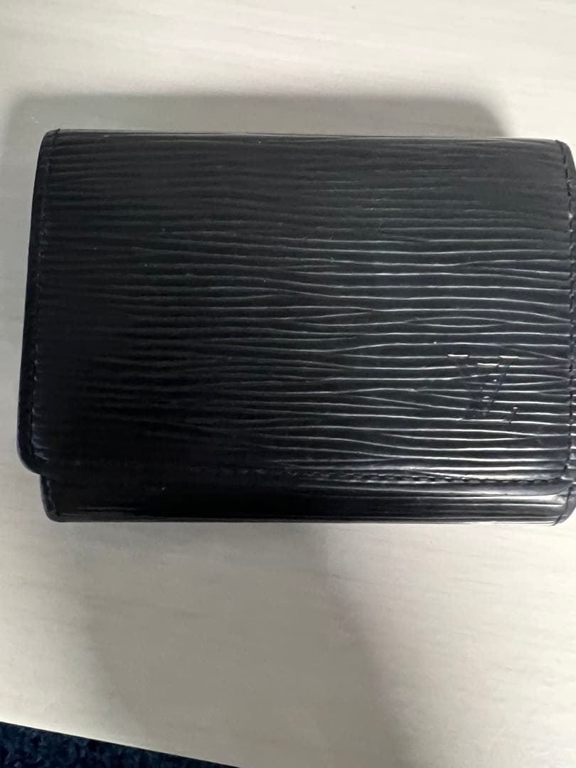 LOUIS VUITTON エピ名刺入れ