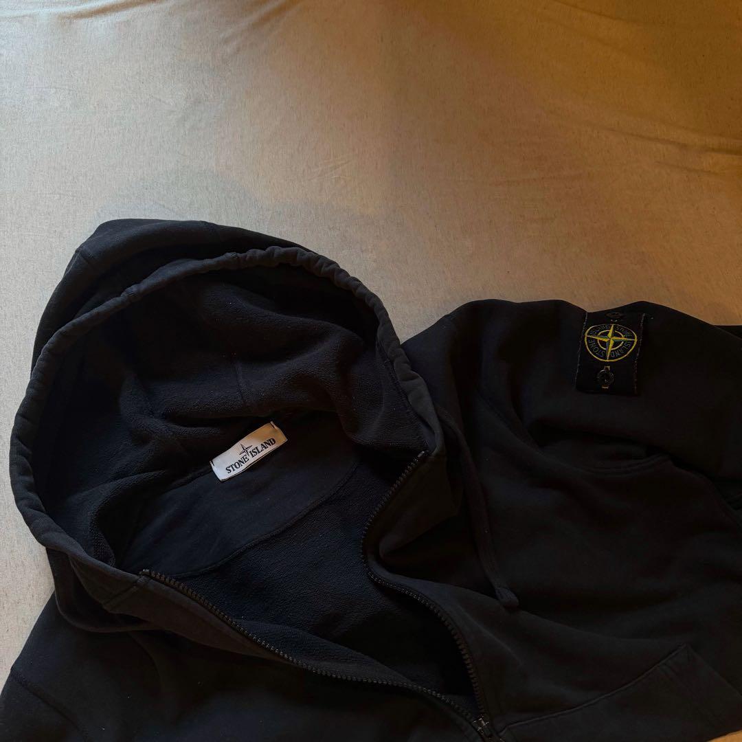 ストーンアイランド stone ジップパーカー ブラック