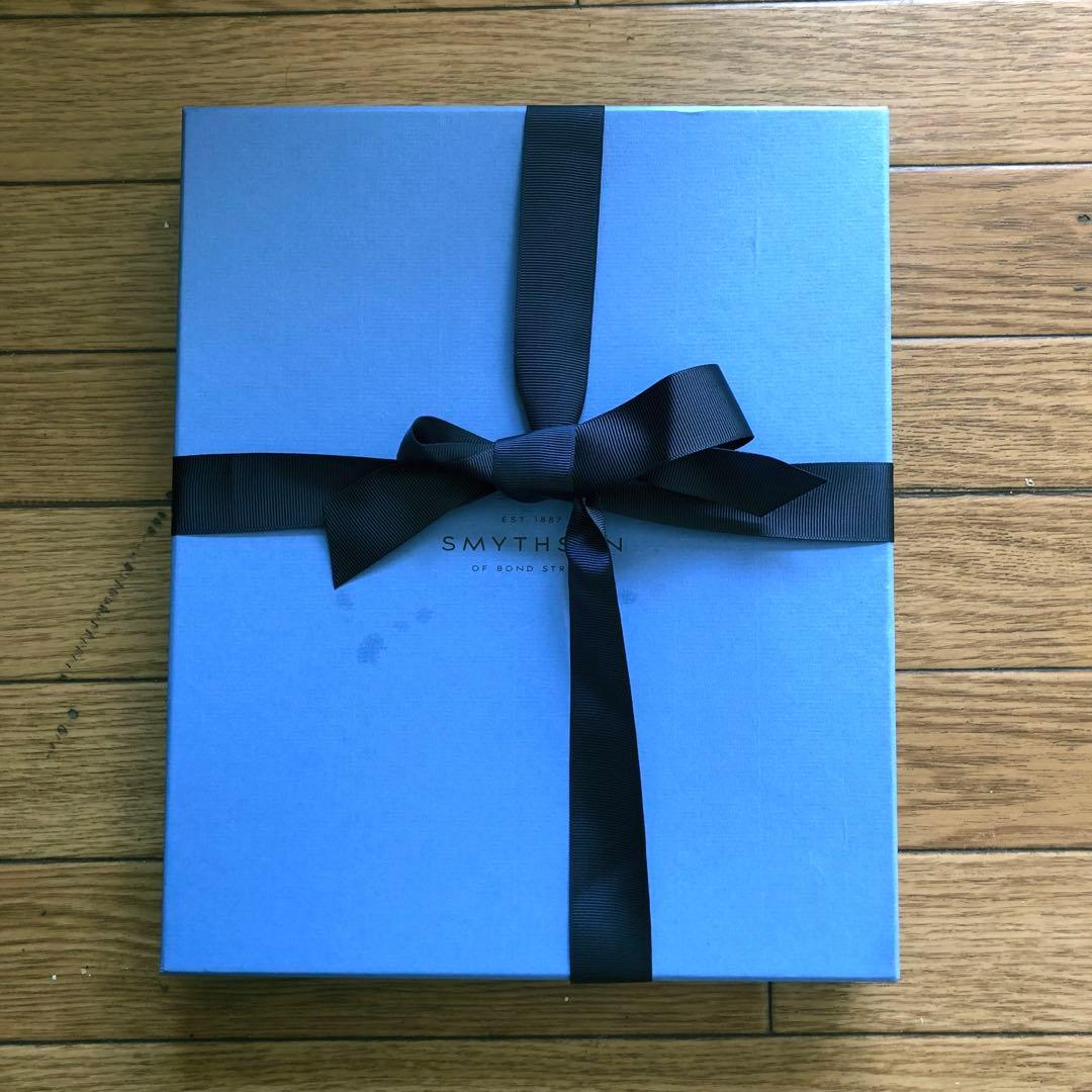 Smythson PanamaレザーA5三つ折りノートホルダー - メルカリ