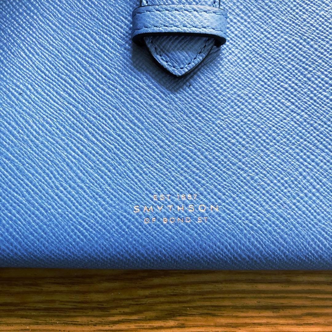 Smythson PanamaレザーA5三つ折りノートホルダー - メルカリ