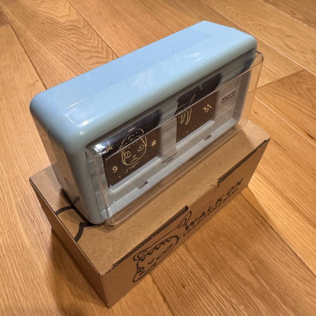 奈良美智 パタパタクロック WALK ON ブルー ラムフロム