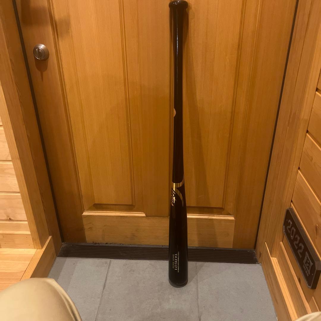 TATIS 21 カスタムバット 83cm バーチ 楽天市場】ビクタス/ヴィクタス Victus 軟式用木製バット TATIS21 PRO