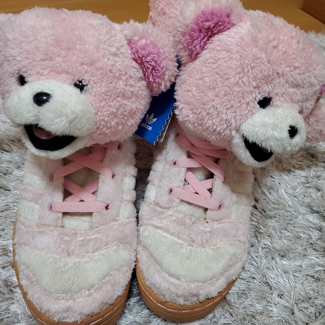 【リリー】クマ顔デザイン ピンクスニーカー