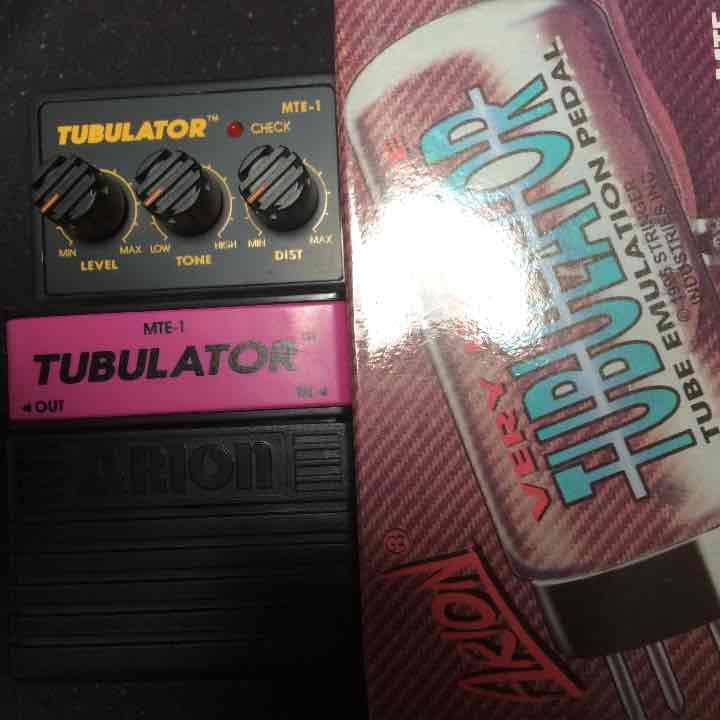エフェクター MTE-1