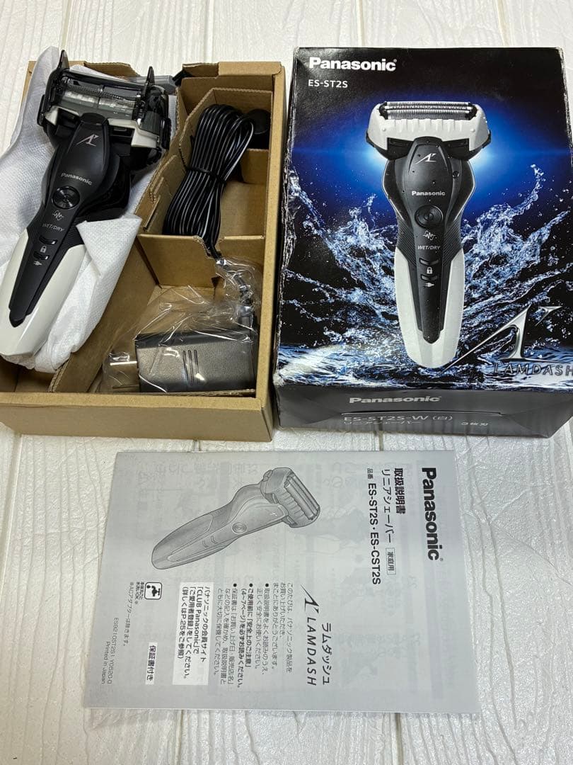 パナソニック ラムダッシュ 3枚刃 お風呂剃り可 白 ES-ST2S-W