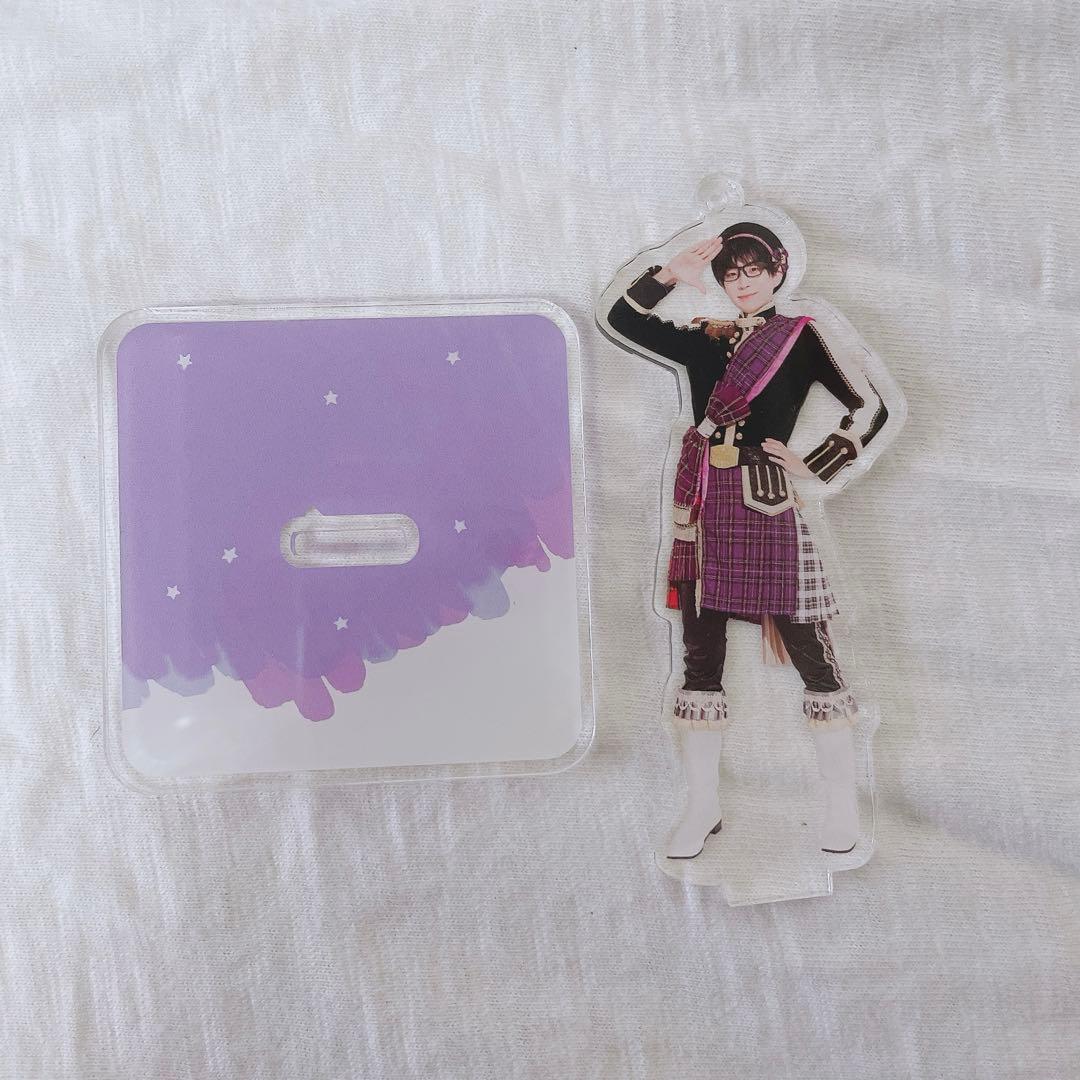 パンダドラゴン なるき アクリルスタンド - メルカリ