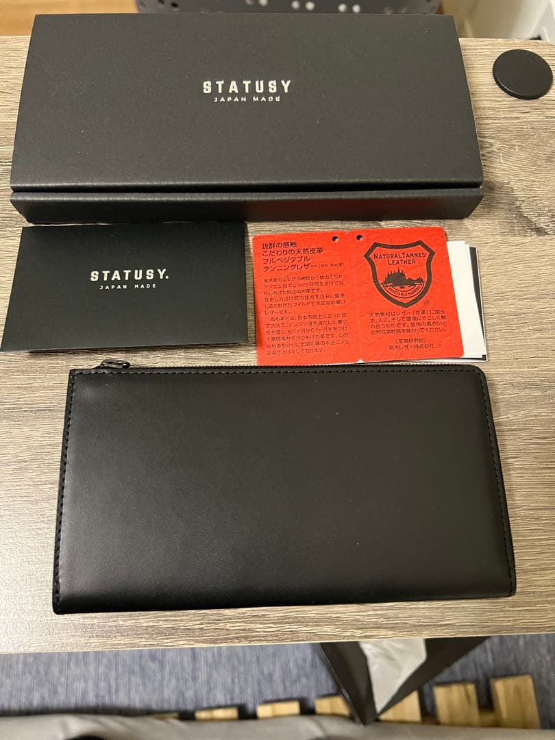 il modo Air　イルモードエア　右利き用　ブラックSTATUSY　長財布