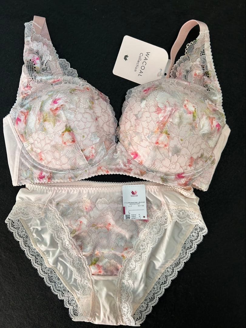 こここ　ワコール　ブラ&ショーツ　セット（2点セット） ブラジャー＆ショーツセット｜ワコール直営の公式下着通販サイト