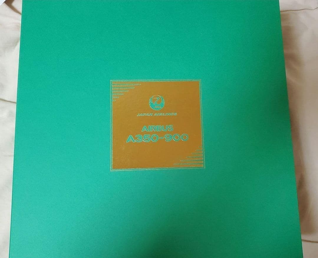 【新品】JAL A350-900 1/200 3号機特別塗装　限定完成品 Amazon | 日本航空 JAL A350-900 ONE WORLD特別塗装機 JA15XJ エアバス