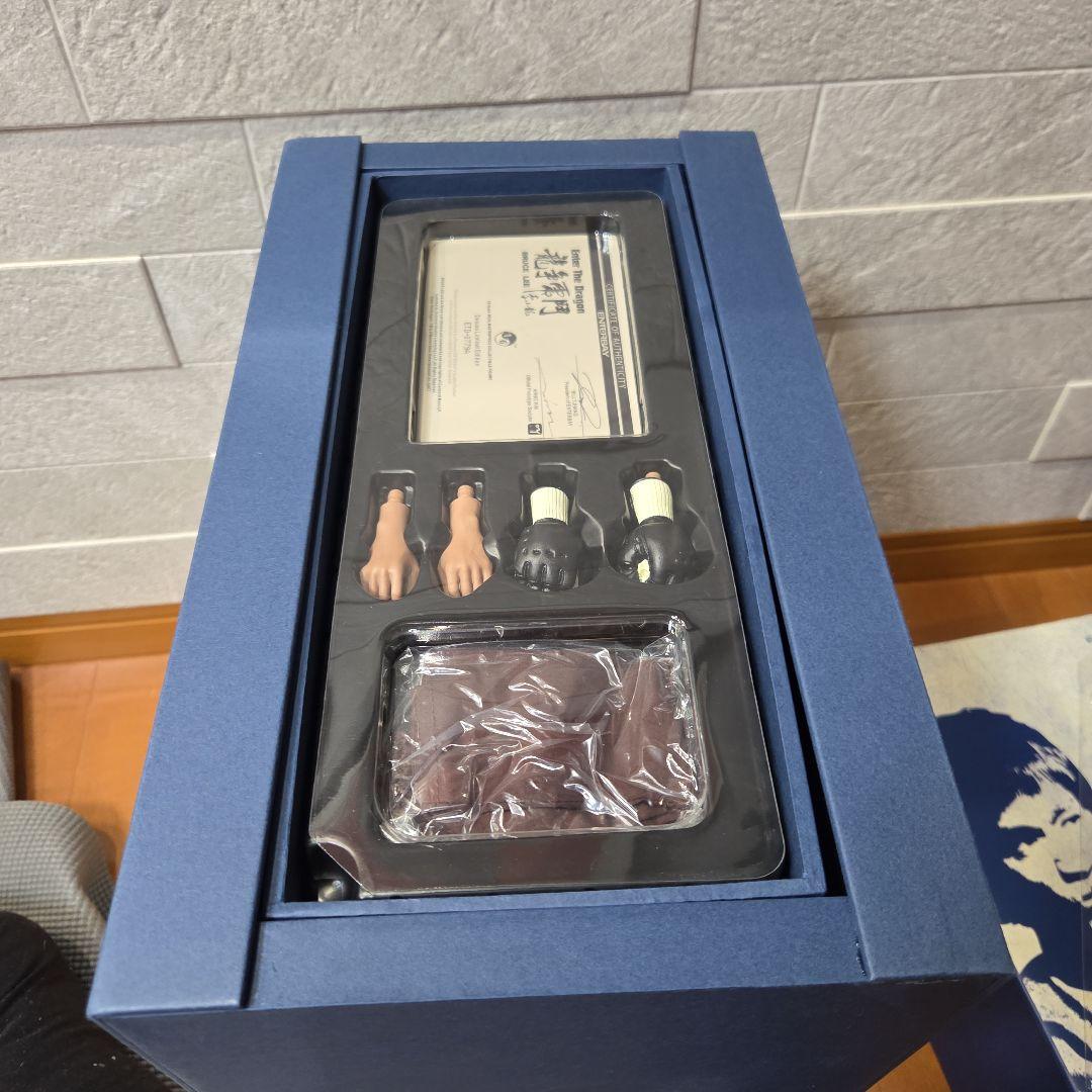 激レア】 エンターベイ 燃えよドラゴン ブルースリー Aタイプ 青箱