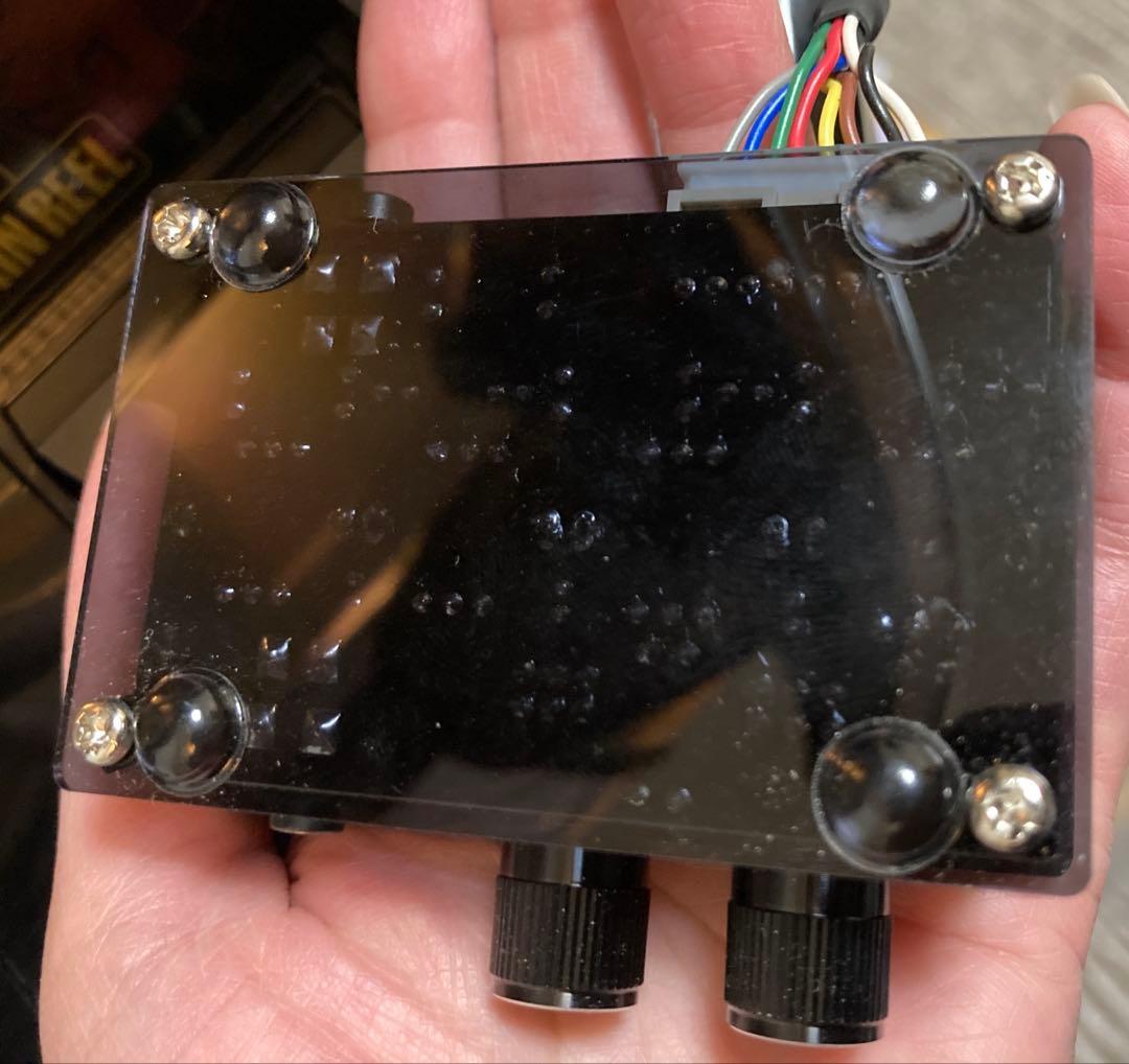 《直接引き取り》L真北斗無双 4chイヤホンコンバーター データ接続対応ユニット