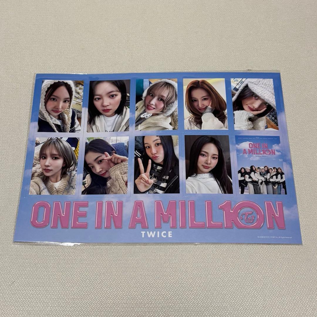 TWICE 映画 入場者特典プレゼント 第1弾 ONE IN A MILL10N - メルカリ
